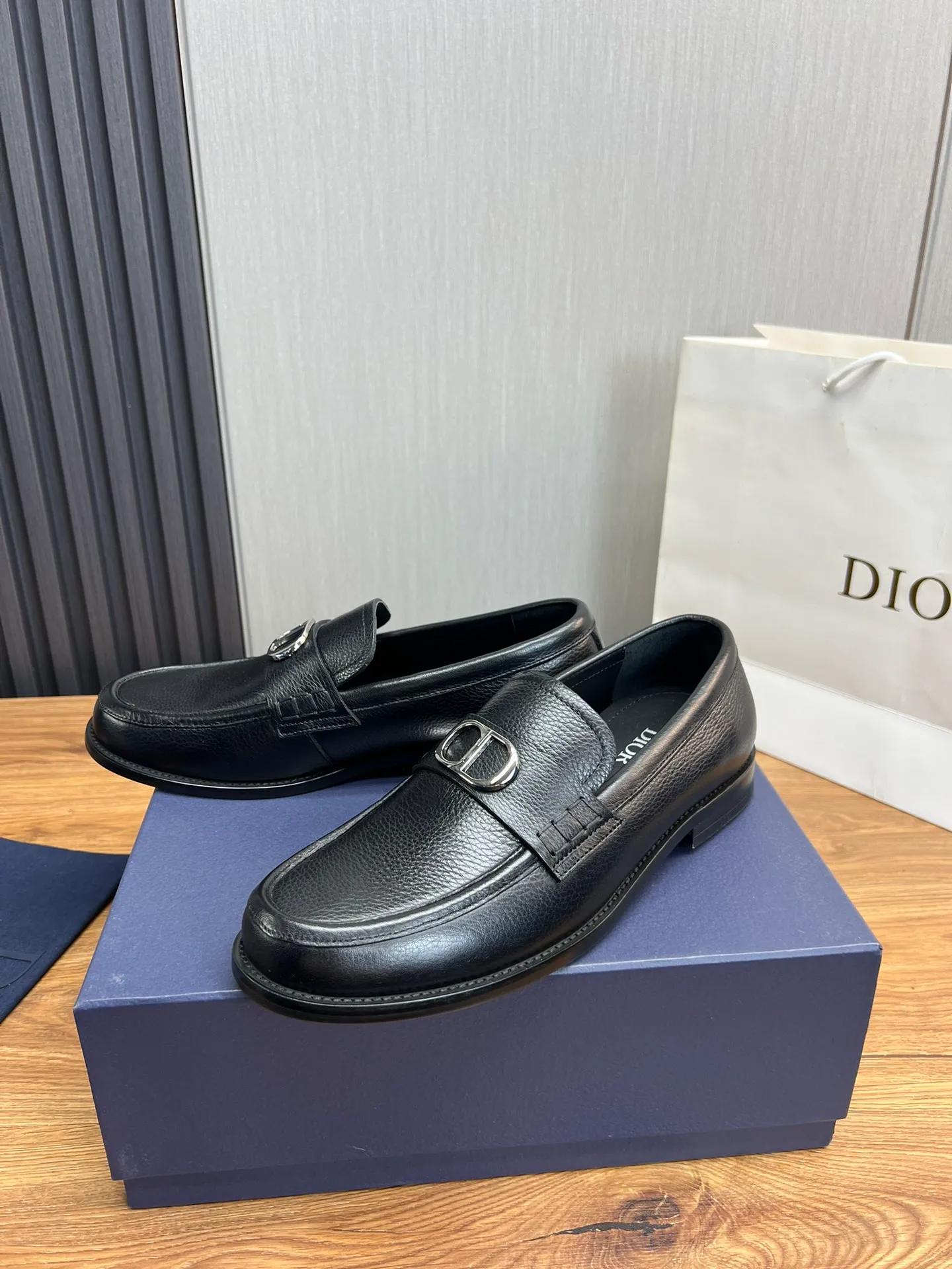 Men's men's shoes💰560💰 Dior men's business casual leather shoes👞all use imported original brand leather, just to create a more comfortable wearing experience, upper: original cowhide➕imported sheepskin lining, original non-slip and wear-resistant rubber outsole✔️36-45 (38.45 non-returnable)